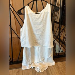 White Romper SHEIN Medium